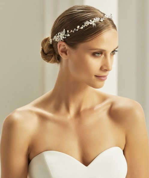 Bianco Evento bridal headpiece 3105 (1)